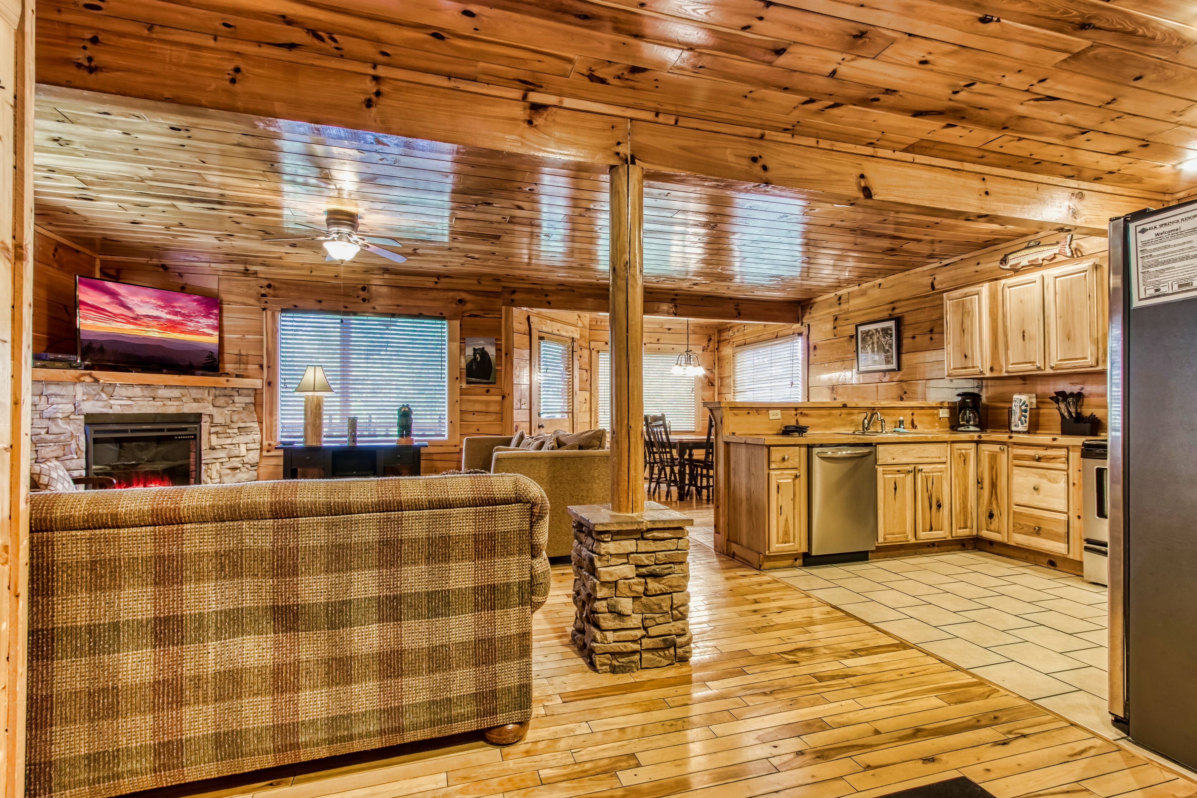 Una televisión, un reproductor de DVD