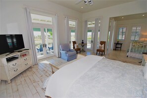 4 bedrooms, internet, bed sheets - Bella Casa 4 Bedroom 4 Bath Beach House Within The Shores; Beautiful views of the ocean and the bay! (South Padre Island)