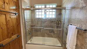 Shower, hair dryer, towels, soap - Scott Beach Villas #1 (St Thomas)