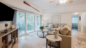 Smart TV, books - 123 Forest Beach Villas (Hilton Head Island)
