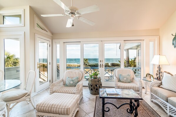 TV, fireplace, DVD player, stereo