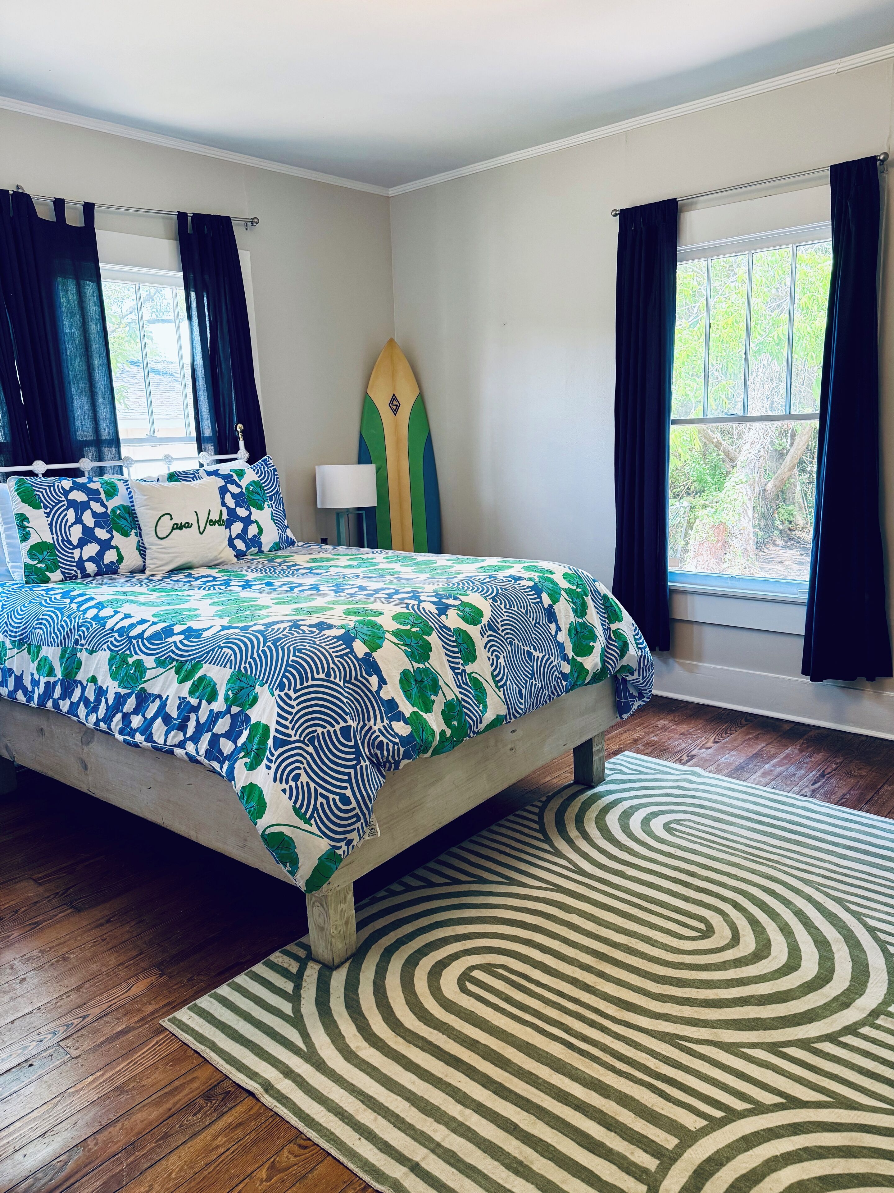 2 dormitorios, tabla de planchar con plancha, wifi gratis y ropa de cama