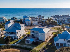 Exterior - PARADISE TO ME: Private Pool, Large Yard, Game Room! Fall & Winter Stays Include FREE Pool Heat! (Santa Rosa Beach)