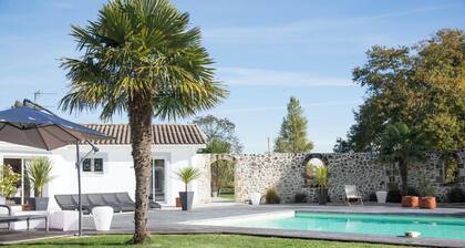 Homerez - Villa in Saint-Germain-d'Esteuil