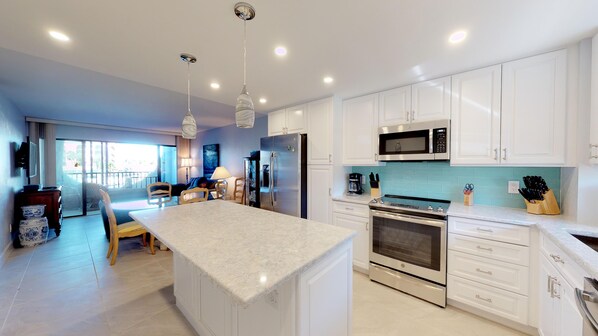 Fridge, microwave, oven, stovetop