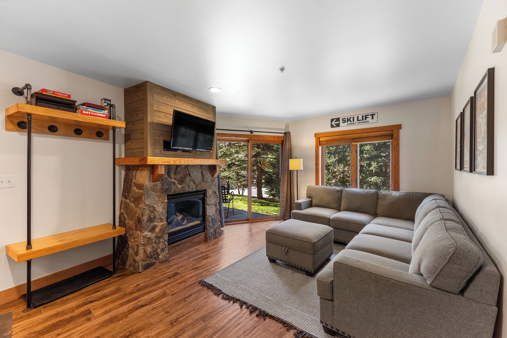 TV, fireplace, DVD player