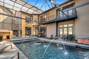 Een verwarmd zwembad