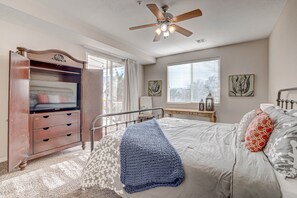 3 slaapkamers, reisbedje, gratis wifi, beddengoed