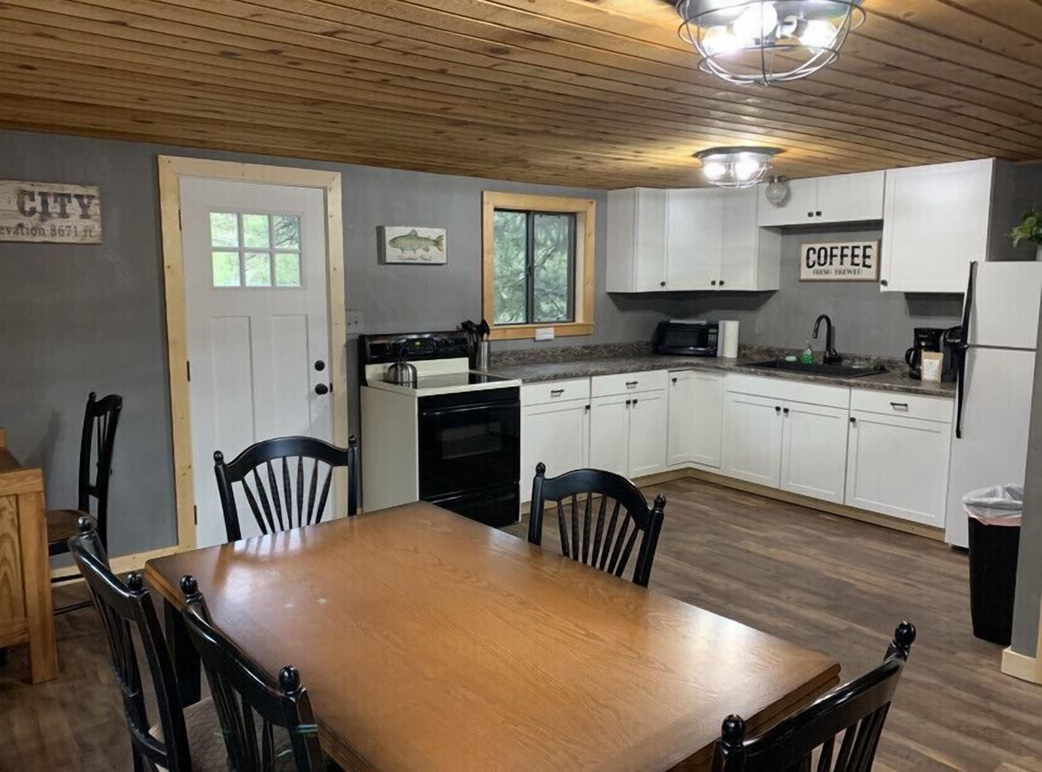 'Rocky Top' Log Comfort