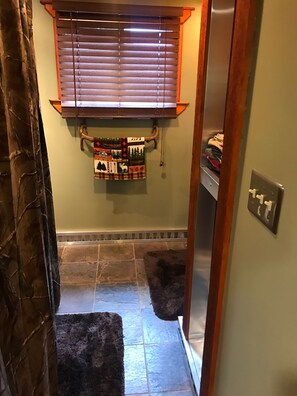 Interior - Peace and tranquilty await you at The Buck Shack (Uhrichsville)