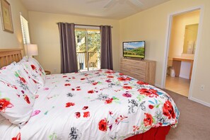 4 slaapkamers, een strijkplank/strijkijzer, gratis wifi, beddengoed