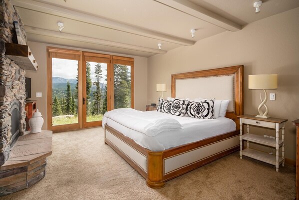 3 chambres, fer et planche à repasser, accès au Wi-Fi (inclus)