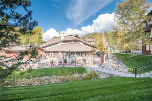 Property grounds - Tl2108 Fall in Love With This Beautiful Mountain Condo, Prime Location! Winter Specials! (Steamboat Springs)