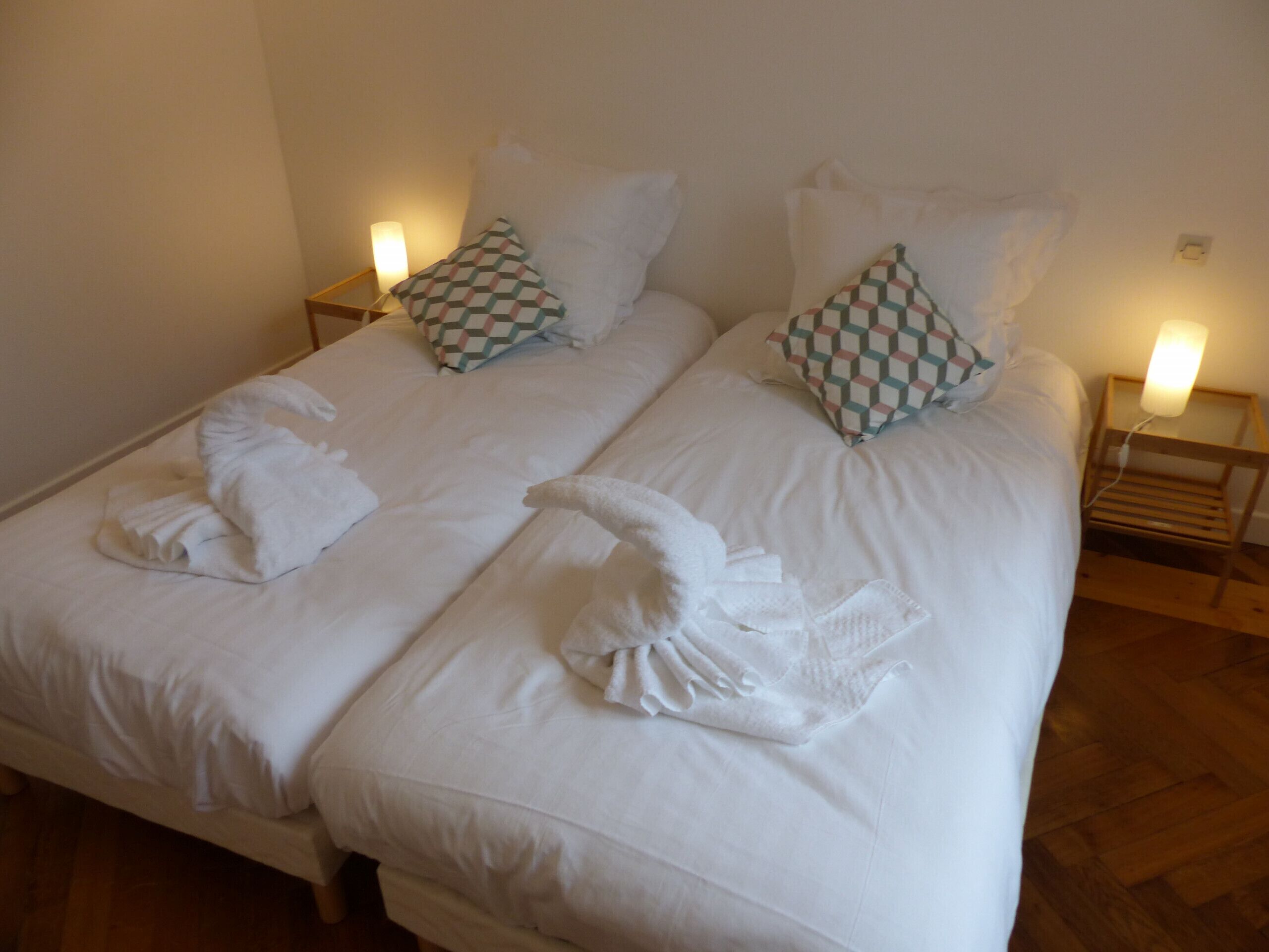 1 chambre, fer et planche à repasser, Wi-Fi gratuit, draps fournis