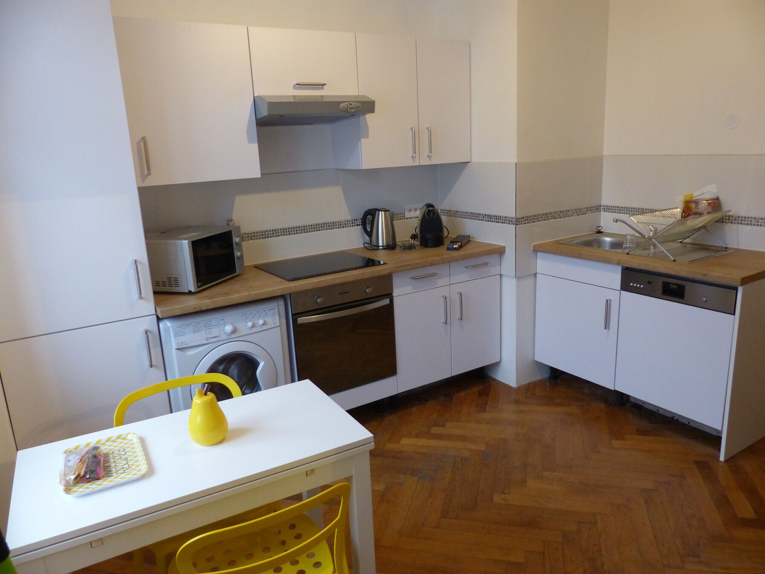 Fridge, microwave, oven, dishwasher