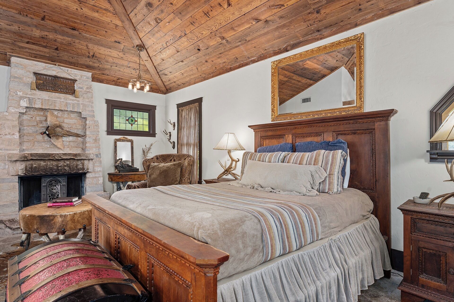 1 dormitorio, tabla de planchar con plancha, wifi gratis y ropa de cama