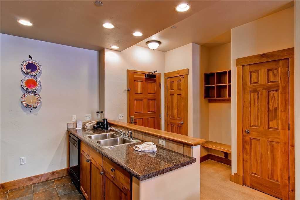 公寓客房, 1 張特大雙人床和 1 張沙發床 (2110 Timberline Lodge, Trappeur's Cro) | 私人廚房 | 電冰箱、微波爐、烤箱、爐台