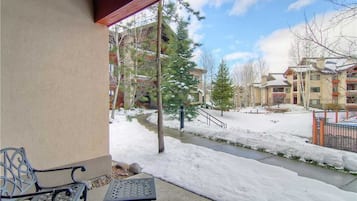 Condo, 1 cama King size y sofá cama (2110 Timberline Lodge, Trappeur's Cro) | Terraza o patio