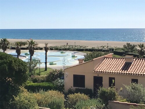 Villa direkt am Meer mit 2 Zimmern, 4 Personen, Port Leucate, 2 Doppelbetten, Terrasse, Parkplatz