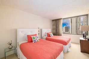 1 chambre, fer et planche à repasser, accès Internet, draps fournis