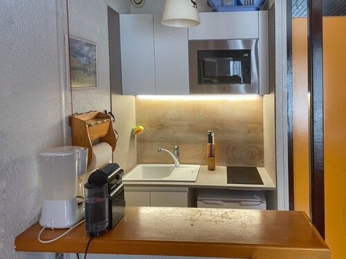 Cozy studio, 200m from slopes and shops, with parking in Vars