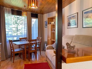 Dining - Cozy studio, 200m from slopes and shops, with parking in Vars (Vars)