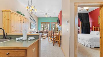 1 bedroom, premium bedding, iron/ironing board, internet