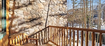 River Run Condo, Walking Distance to Keystone Base! Patio with Slope Views