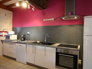 Fridge, microwave, dishwasher