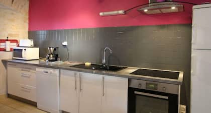 Charmantes maison en pierre 4 ch, 8 pers, proche plage Utah Beach, jardin, barbecue, animaux OK