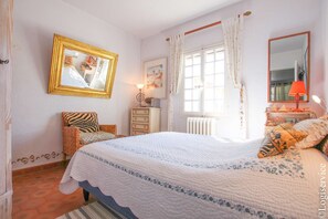 2 bedrooms