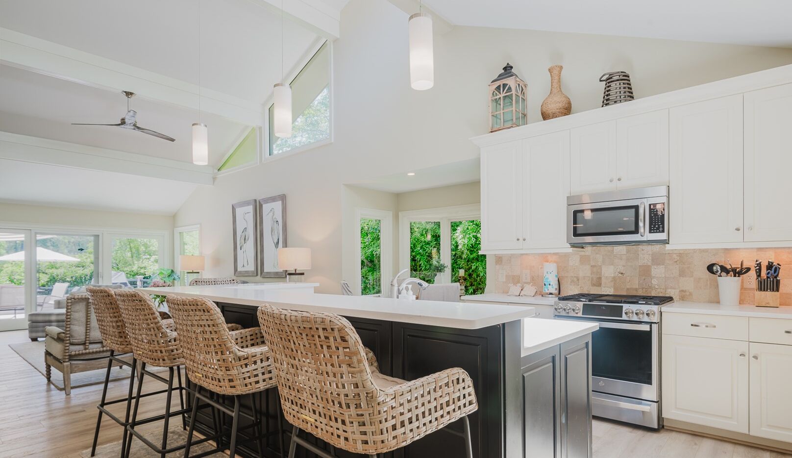 冰箱、微波炉、烤箱、炉灶