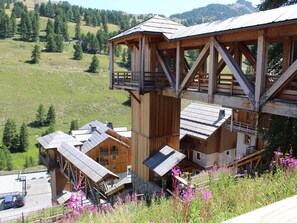 Exterior - Cozy Duplex 3-Room Apartment with Balcony, Pool & Parking in Vars Les Claux – 6 Guests (Vars)