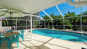 Unclassified image, 4 of 43, button