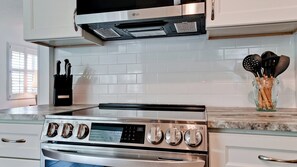Fridge, microwave, dishwasher, coffee/tea maker