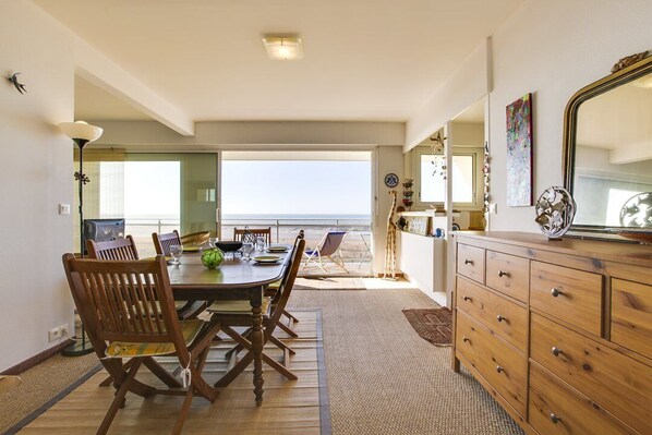 Dining - Holiday Rental in Hossegor (HOSSEGOR)