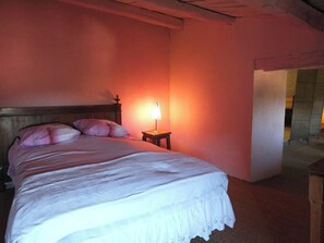 1 quarto, ferros/tábuas de passar roupa, Wi-Fi de cortesia