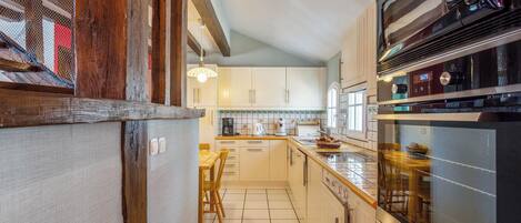 Frigorífic, microones, forn i rentaplats