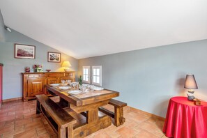 Dining - Homerez - House in Bangor (Bangor)