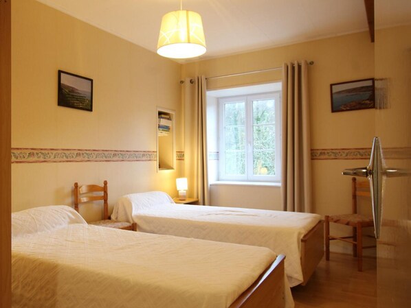 2 bedrooms, free WiFi