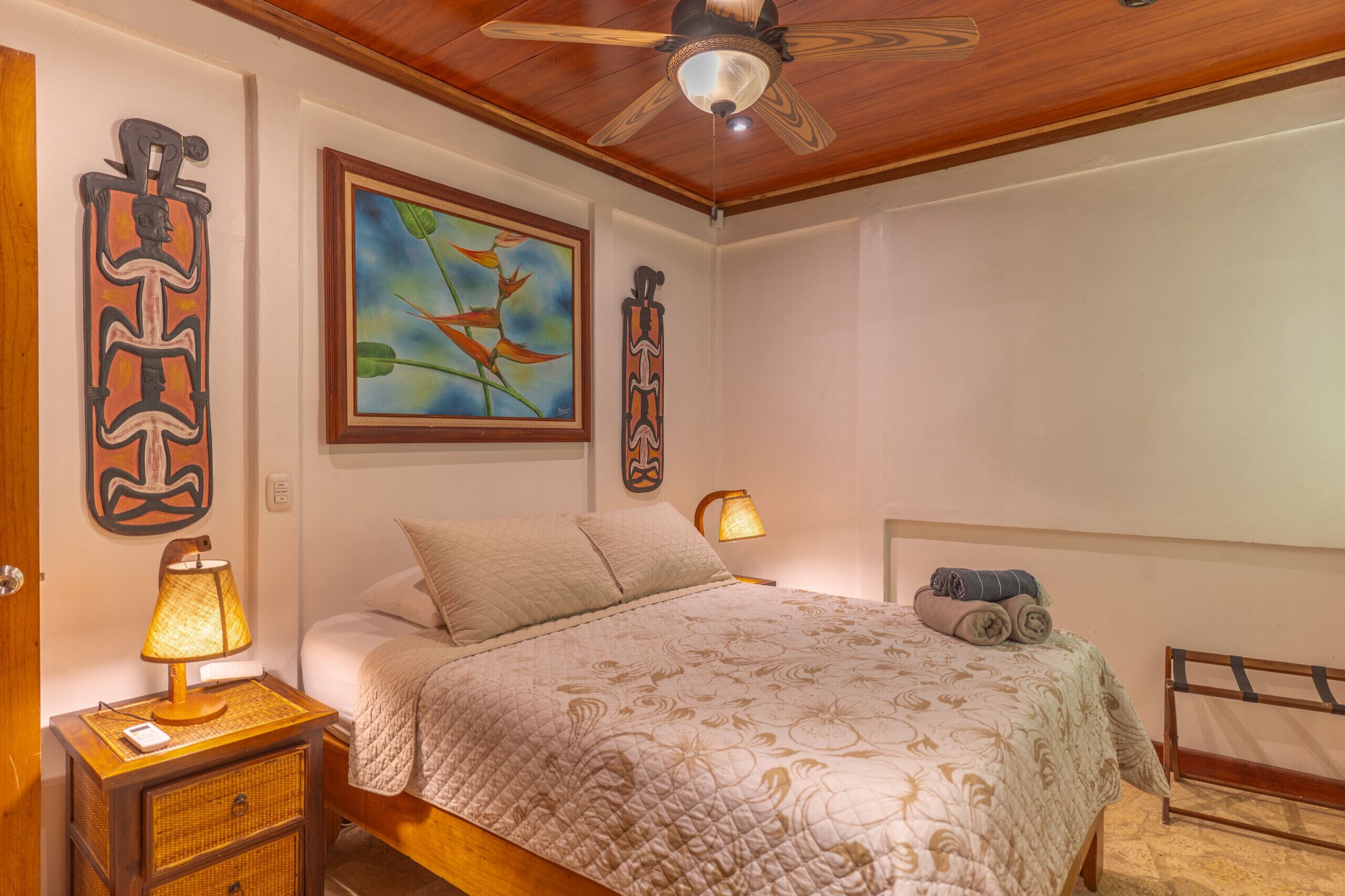 3 bedrooms, in-room safe, iron/ironing board, free WiFi