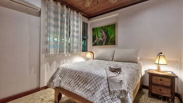 3 bedrooms, in-room safe, iron/ironing board, free WiFi