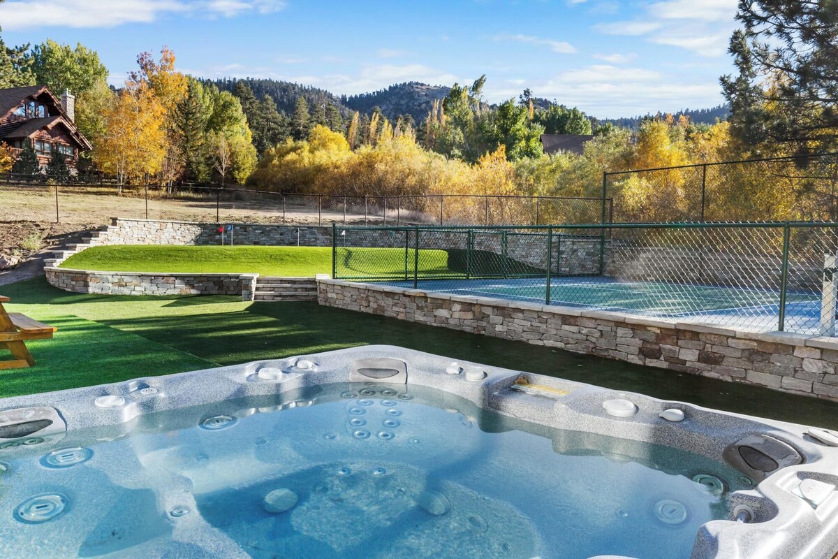Photo 61 of Geronimo Lodge: Private Pickleball Court!