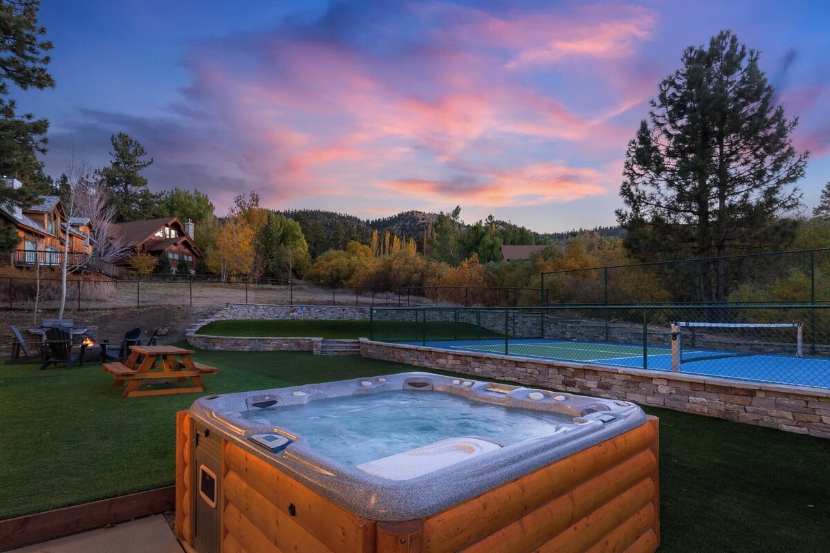 Photo 62 of Geronimo Lodge: Private Pickleball Court!