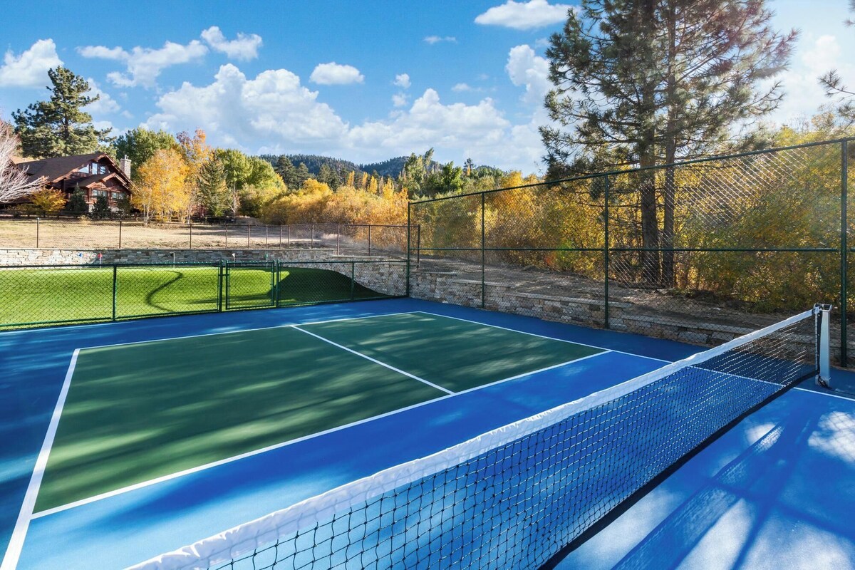 Photo 70 of Geronimo Lodge: Private Pickleball Court!