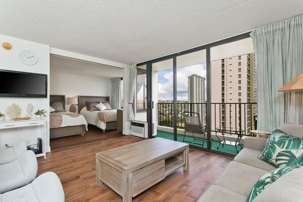 1 habitación, tabla de planchar con plancha, wifi y ropa de cama