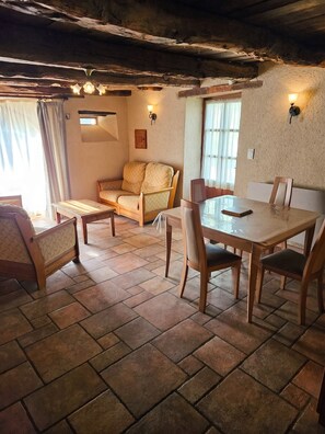 Interior - Homerez - Charming House Peyrusse le Roc, Garden (Peyrusse le Roc)