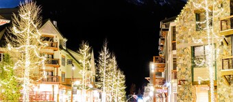 Cozy Condo Close to River Run & Mountain House Base Area & Shared Amenities!