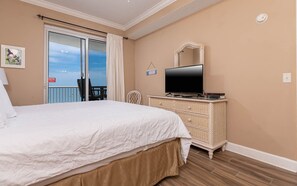 2 bedrooms, iron/ironing board, free WiFi, bed sheets - Balcony on the Beach! 2 BR - Island Royale 1103 (Gulf Shores)