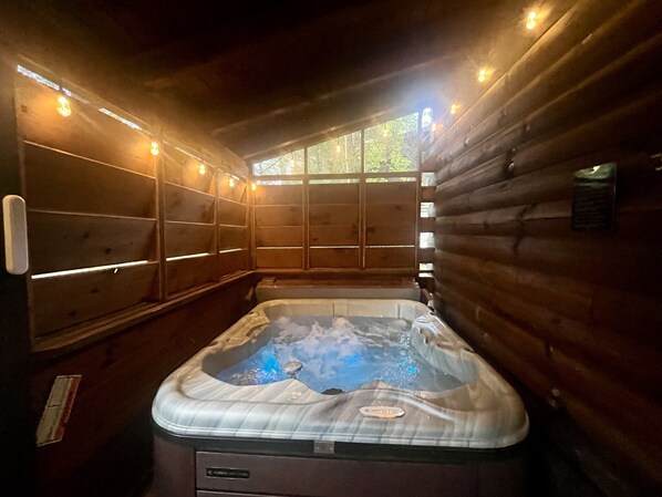 Baignoire à remous intérieure
